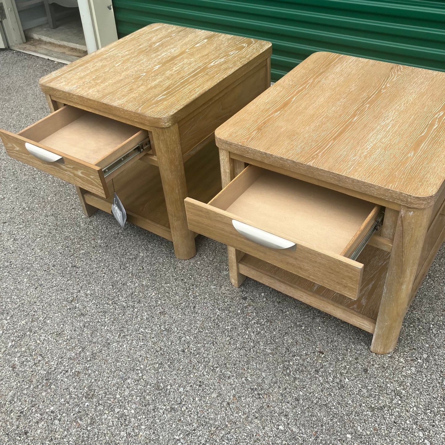 ASHLEY Rencott Classic 1-Drawer End Table Set