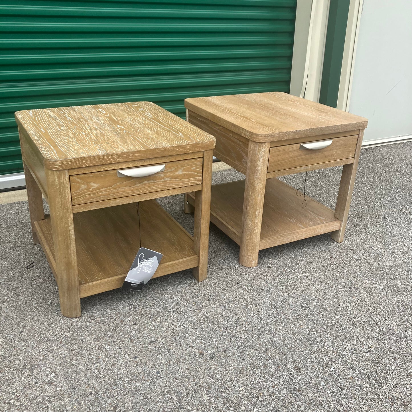 ASHLEY Rencott Classic 1-Drawer End Table Set